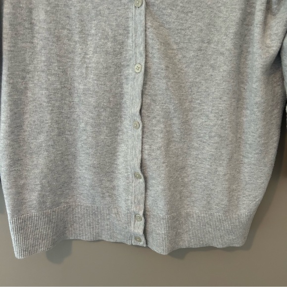 Lovely little yellow and grey button up sweater for spring time.  Size XXL - Picture 8 of 13